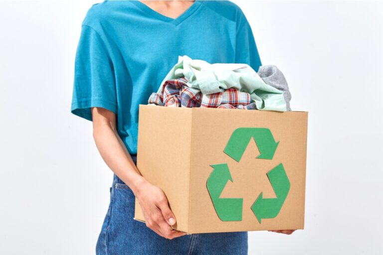 Desapegar-se das Roupas